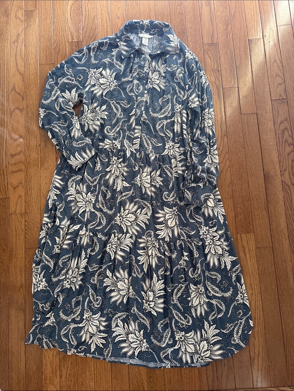 H&M Blue and White Long Sleeve Floral Midi Dress